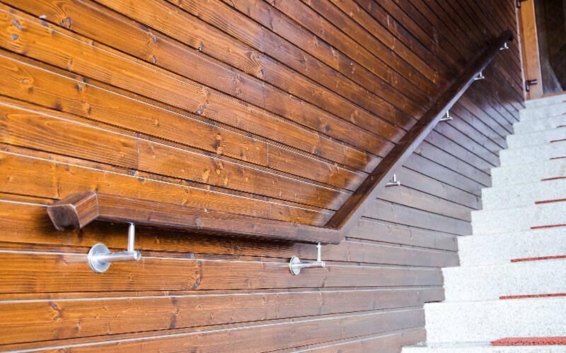 Decorațiuni din lemn masiv - Balustrade din lemn masiv